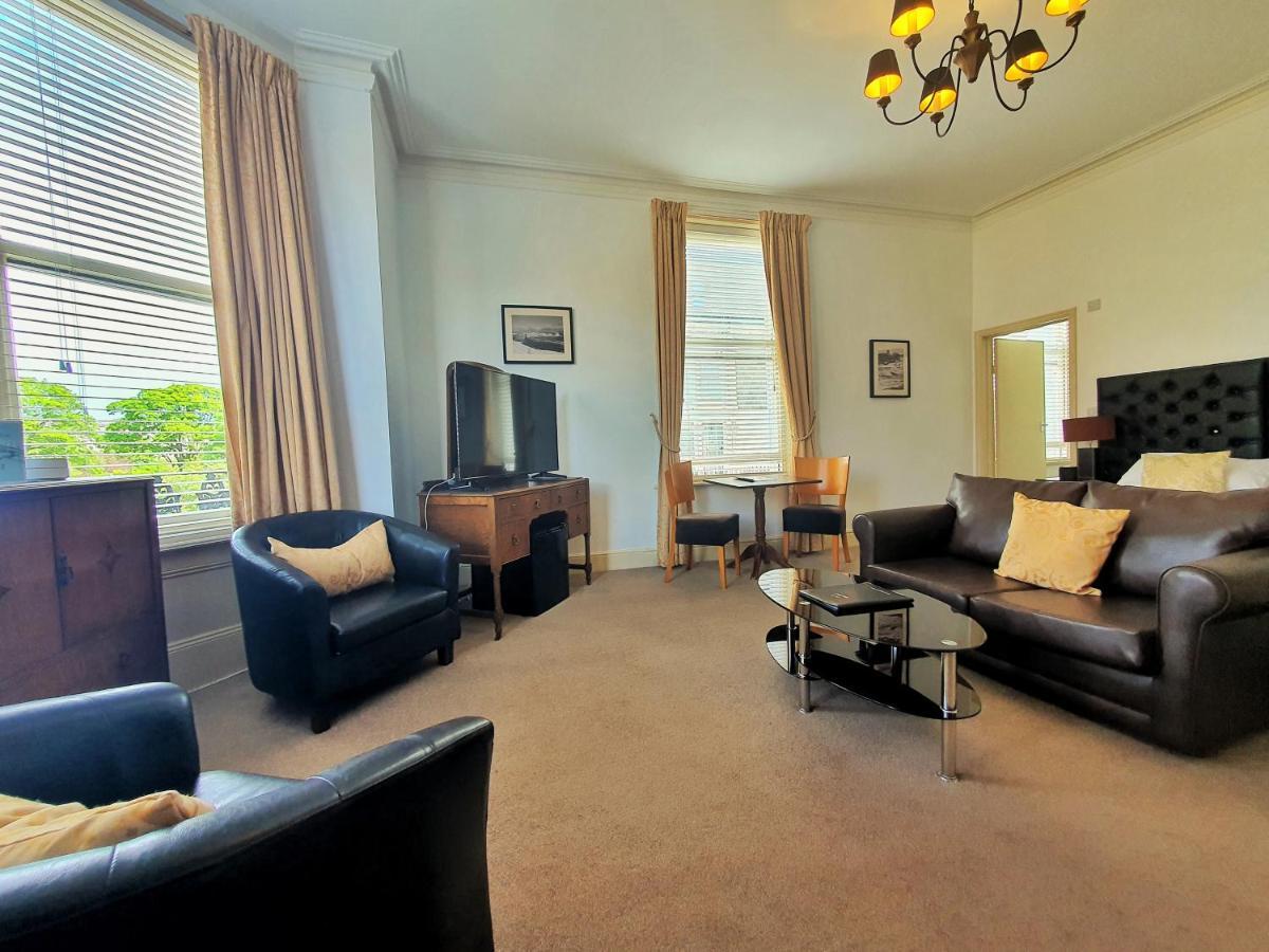 Rowntree Lodge Скарбъро Екстериор снимка